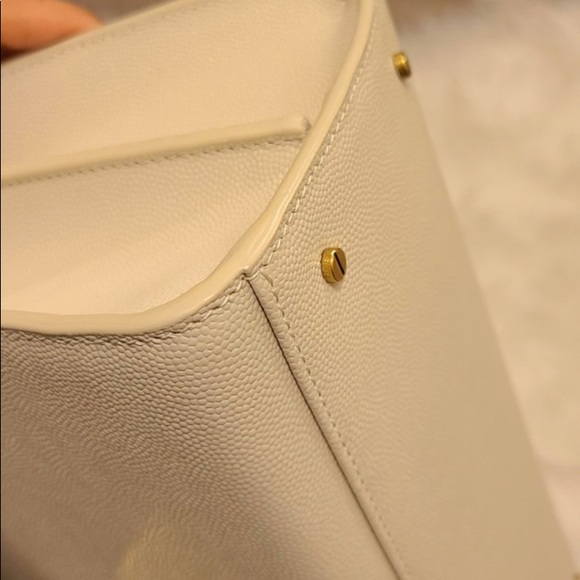 YSL Medium Cassandra Bag. - Picture 3 of 15